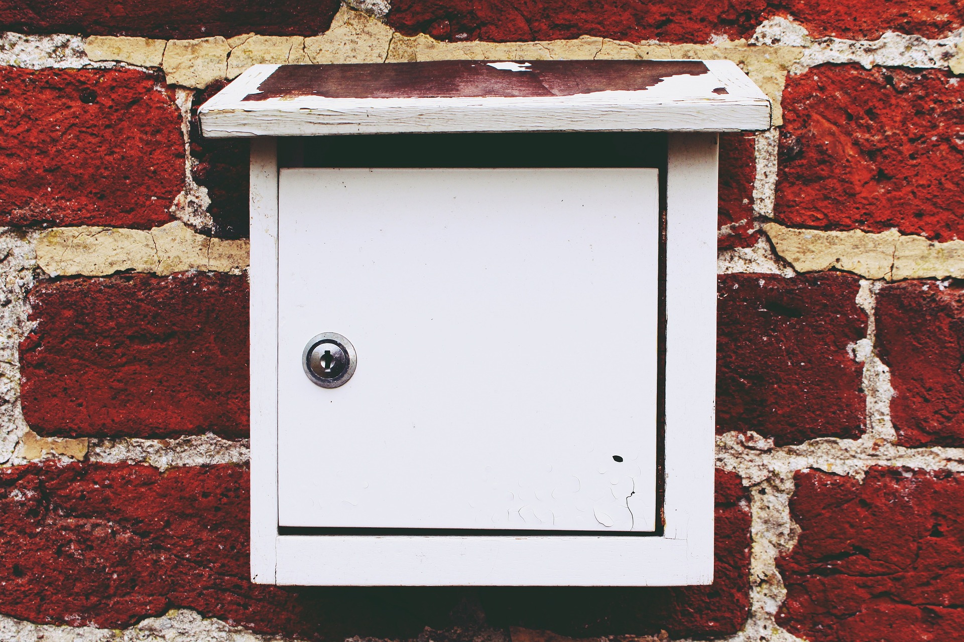 Image par Kati de Pixabay letter-box-1109953_1920